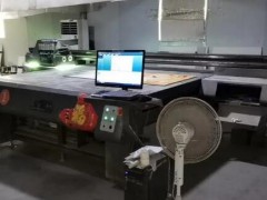 使用UV平板打印機碰到哪三種情況不能打印的